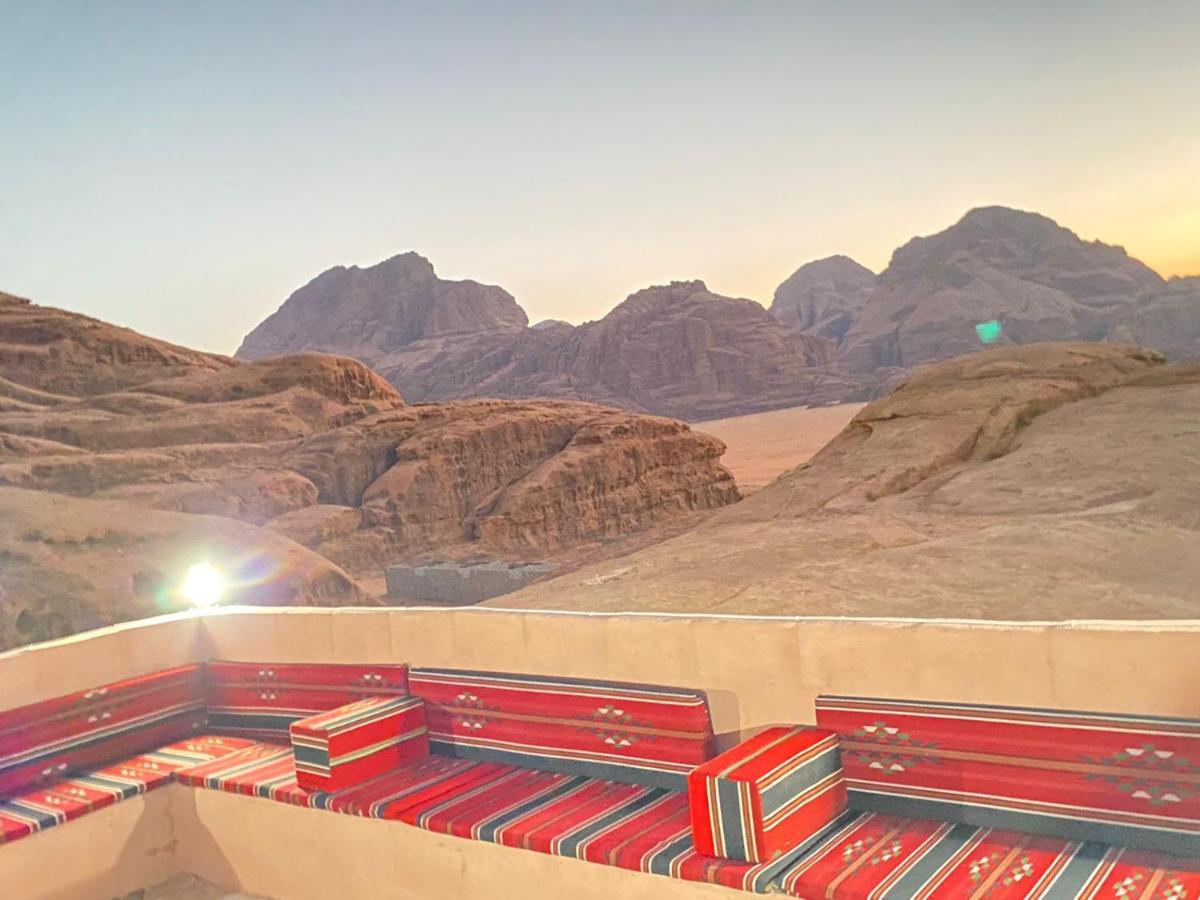 Zarb Desert Camp Wadi Rum Bagian luar foto