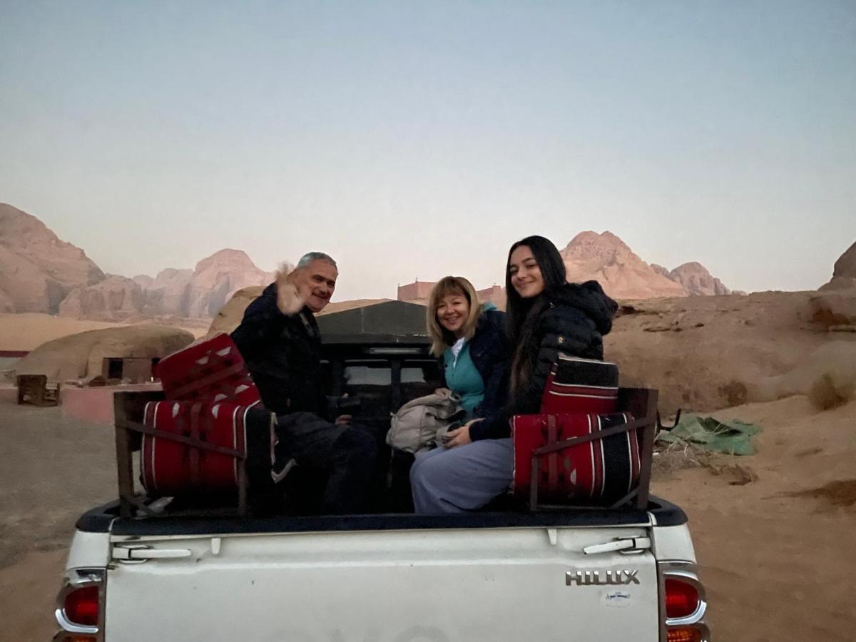 Zarb Desert Camp Wadi Rum Bagian luar foto