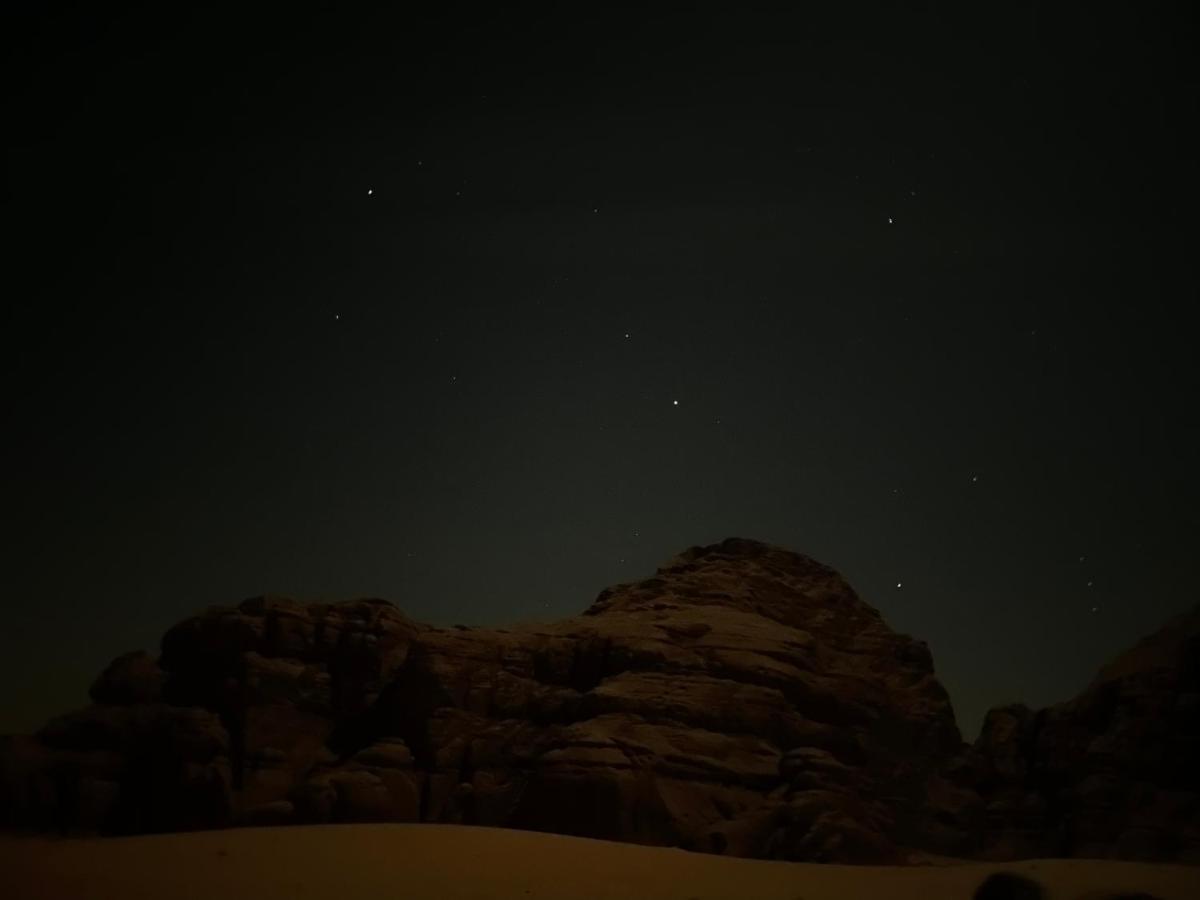 Zarb Desert Camp Wadi Rum Bagian luar foto