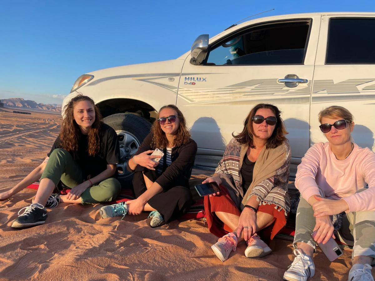 Zarb Desert Camp Wadi Rum Bagian luar foto