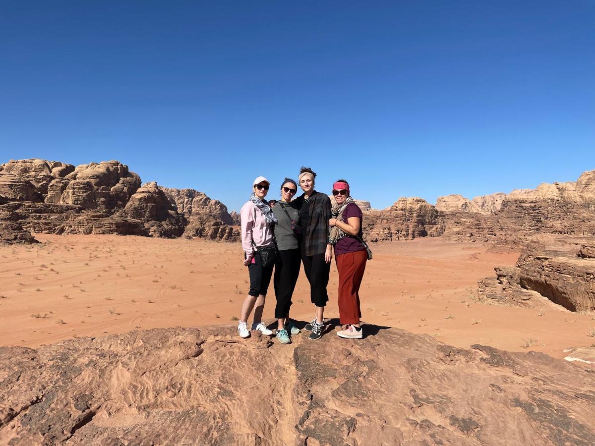 Zarb Desert Camp Wadi Rum Bagian luar foto