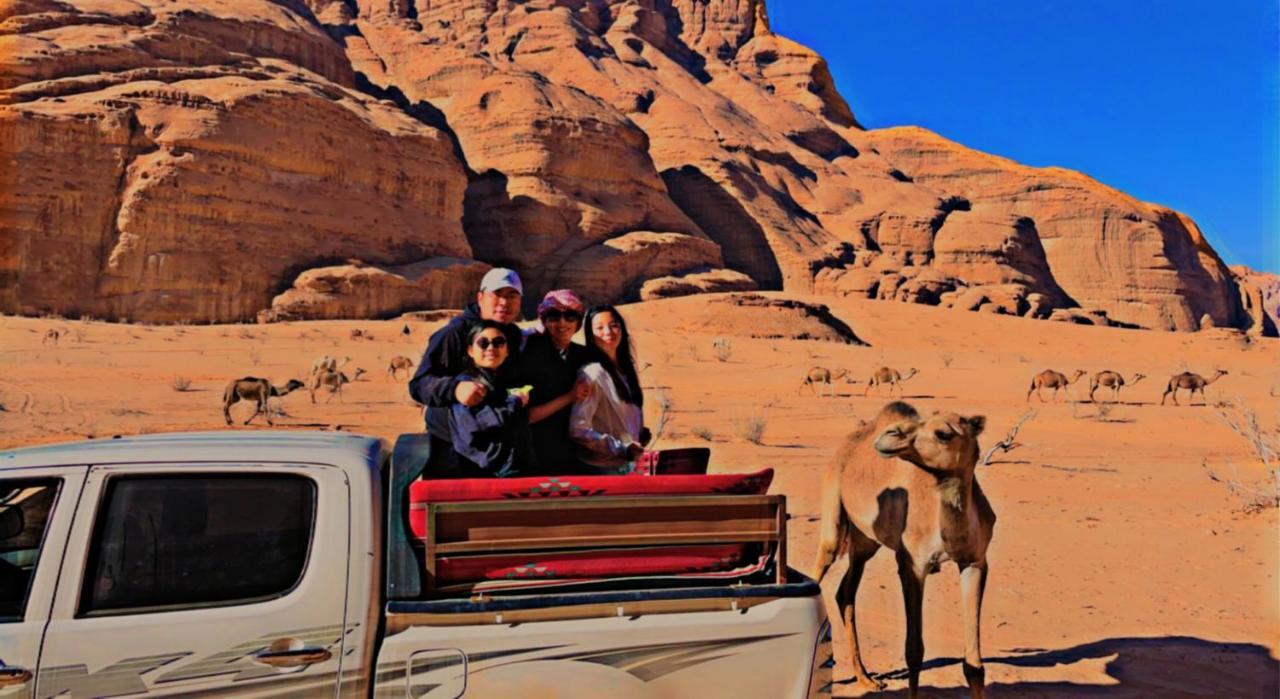Zarb Desert Camp Wadi Rum Bagian luar foto