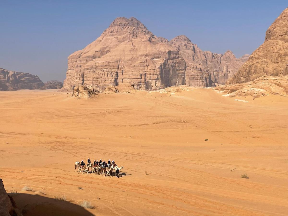 Zarb Desert Camp Wadi Rum Bagian luar foto