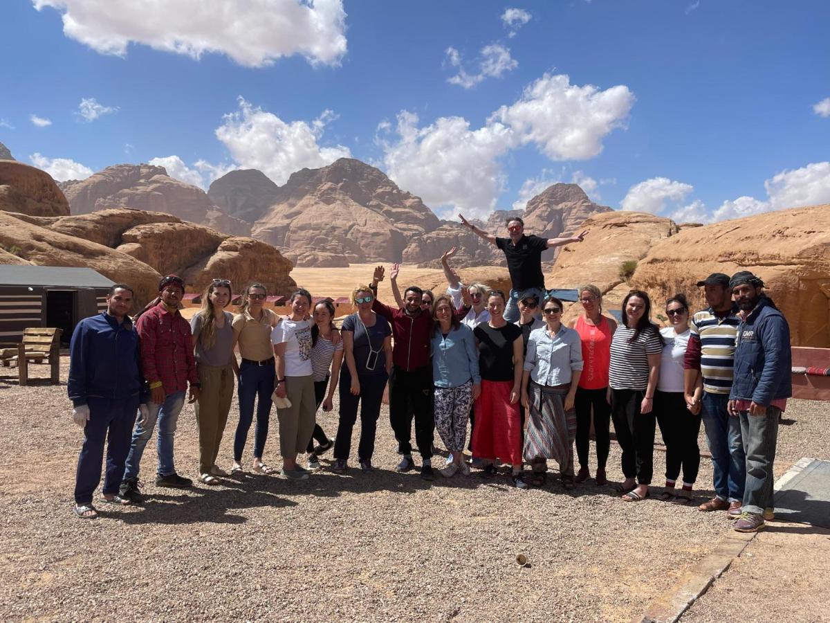 Zarb Desert Camp Wadi Rum Bagian luar foto